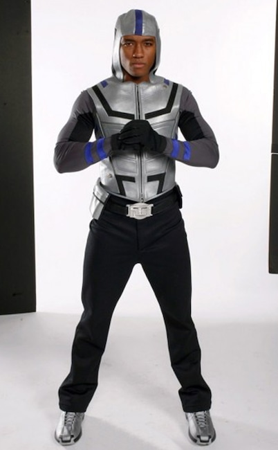 Smallville, Superhero Costumes on TV